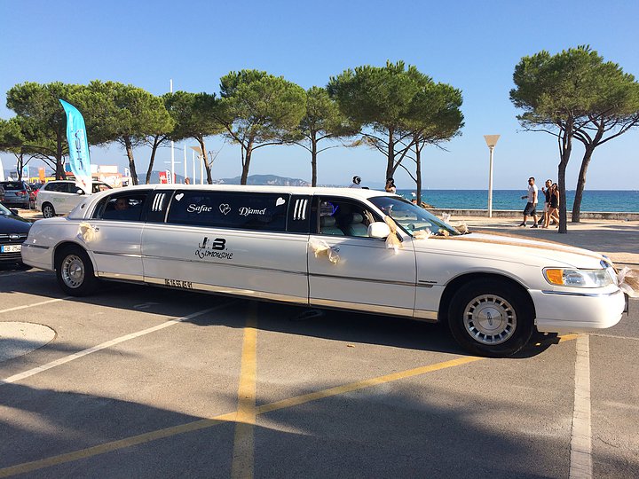 Location de limousine enterrement de vie, mariage